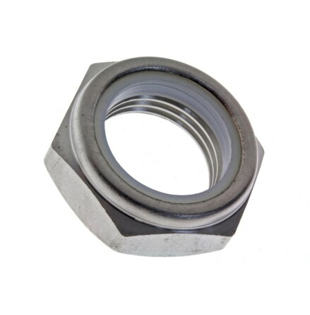 Mutter styrr�r Suzuki